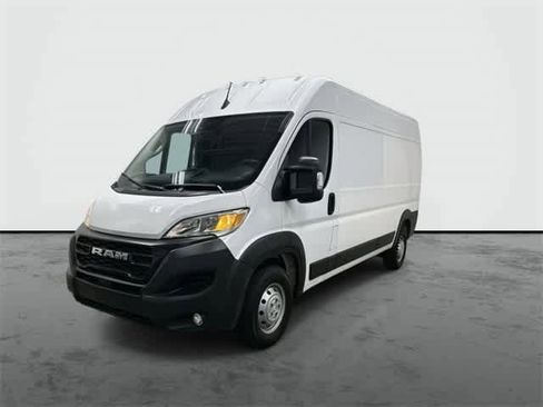 Used 2025 RAM ProMaster 2500 w/ Convenience Group image 7