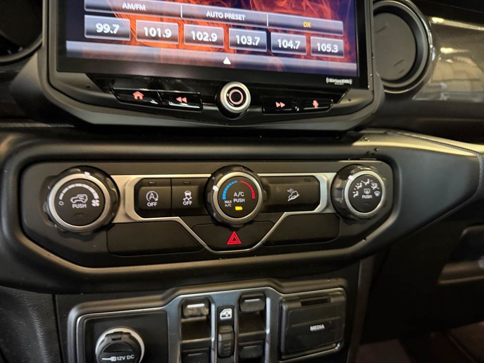 Used 2020 Jeep Wrangler Unlimited Sport AWD/4WD image 22