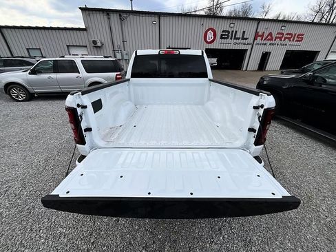 New 2026 RAM 1500 4x4 Crew Cab image 8