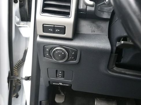 Used 2022 Ford F250 Lariat image 18