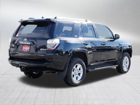 Certified 2024 Toyota 4Runner SR5 Premium image 7