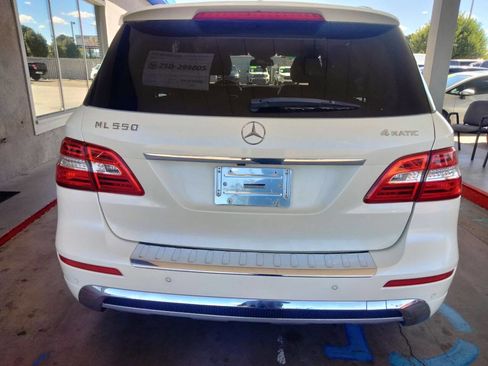 Used 2013 Mercedes-Benz ML 550 4MATIC image 4