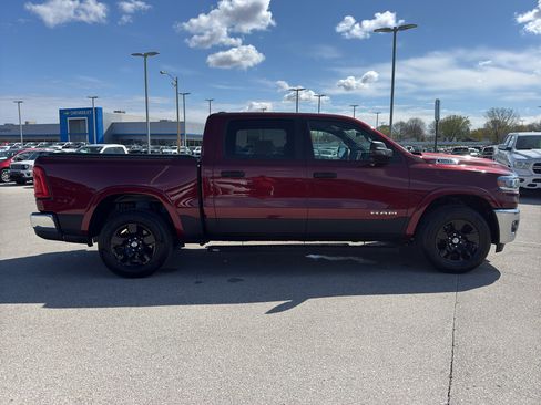 Used 2025 RAM 1500 Big Horn AWD/4WD image 4