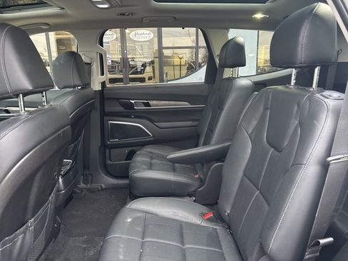 Used 2022 Kia Telluride SX image 5