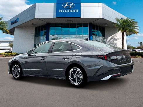 New 2026 Hyundai Sonata SEL image 5