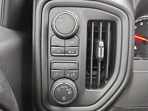 New 2026 Chevrolet Silverado 1500 Custom image 20