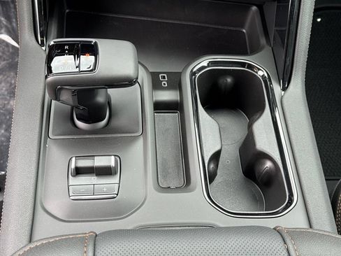 New 2026 GMC Sierra 1500 AT4 w/ AT4 Premium Package AWD/4WD image 17