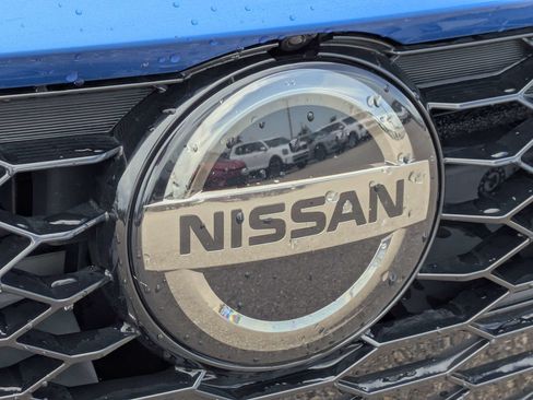 Used 2021 Nissan Sentra SR w/ SR Premium Package FWD image 14