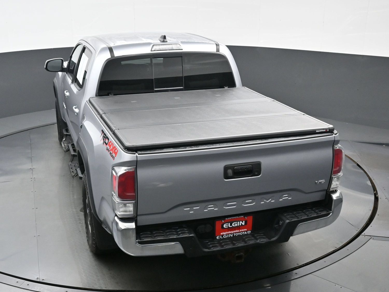 Used 2020 Toyota Tacoma TRD Off-Road AWD/4WD image 39