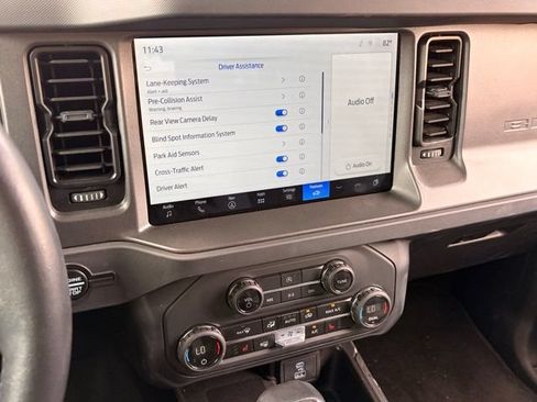 Used 2025 Ford Bronco Big Bend AWD/4WD image 15
