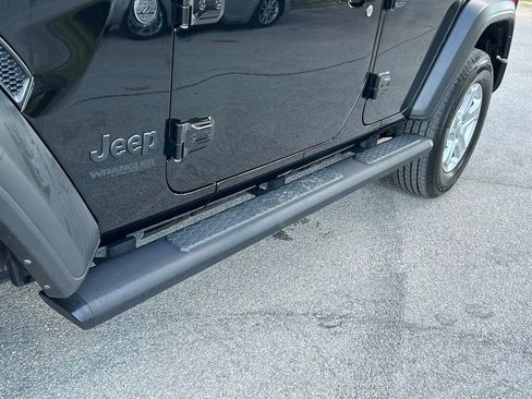 Certified 2022 Jeep Wrangler Unlimited Sport image 26