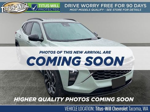 Used 2024 Chevrolet Trax RS w/ Sunroof Package image 1