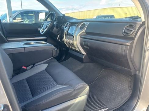 Used 2015 Toyota Tundra SR5 image 8