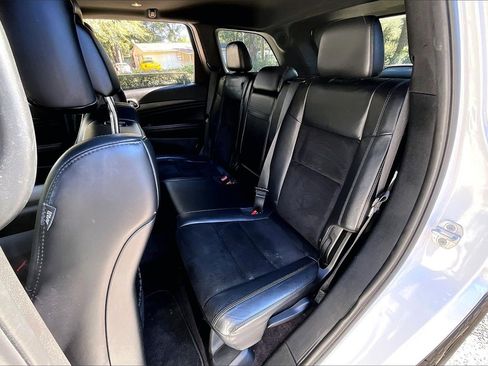 Used 2017 Jeep Grand Cherokee Altitude image 19