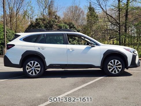 Used 2024 Subaru Outback AWD/4WD image 6