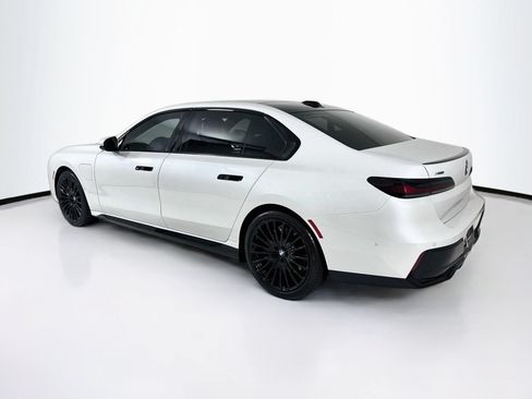 Used 2026 BMW 750e xDrive w/ Executive Package AWD/4WD image 6