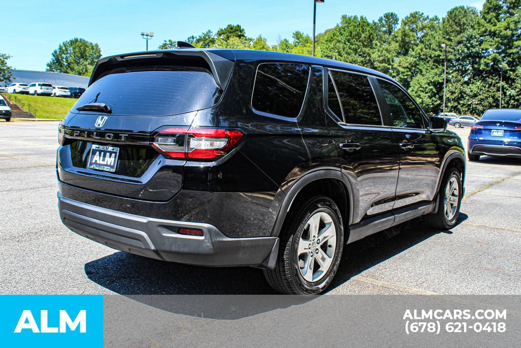 Used 2024 Honda Pilot LX image 5