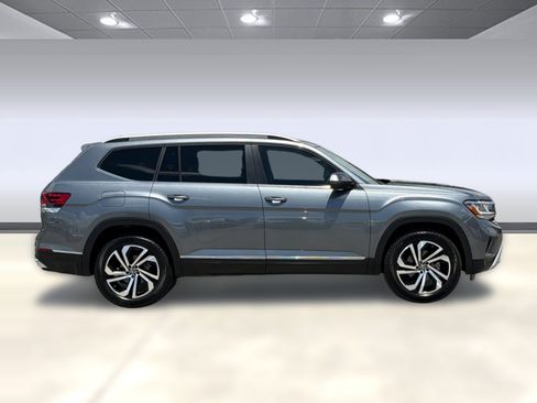 Used 2022 Volkswagen Atlas SEL AWD/4WD image 8