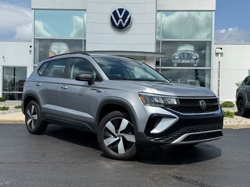Certified 2024 Volkswagen Taos S AWD/4WD image 1