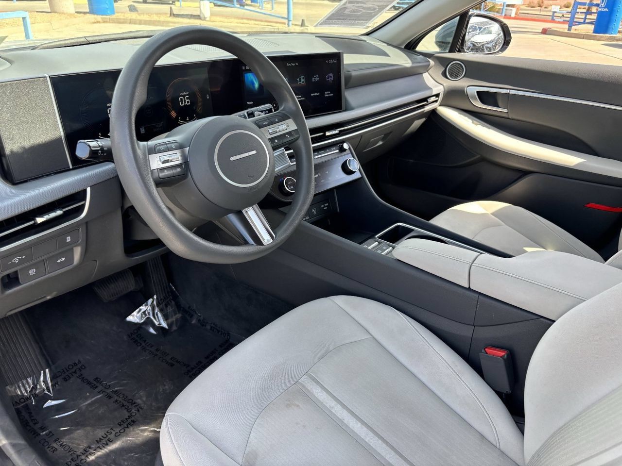 Used 2025 Hyundai Sonata SEL FWD image 16