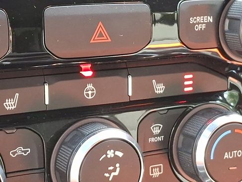 Certified 2022 RAM 1500 Big Horn image 24