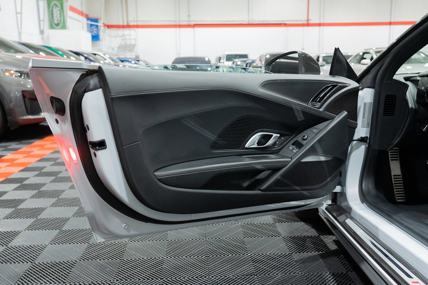 Used 2020 Audi R8 V10 performance AWD/4WD image 24