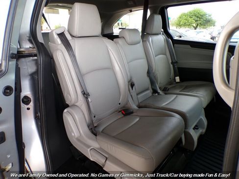 Used 2018 Honda Odyssey EX-L image 22