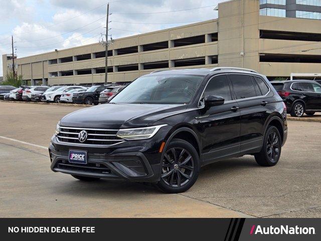 Used 2022 Volkswagen Tiguan SE FWD image 1