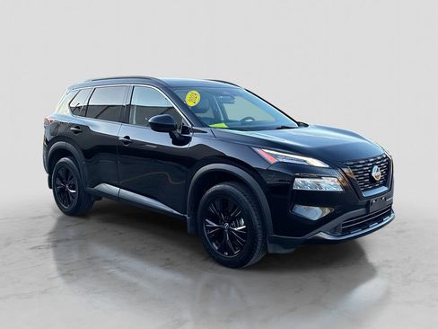 Certified 2023 Nissan Rogue SV w/ SV Premium B Package AWD/4WD image 3