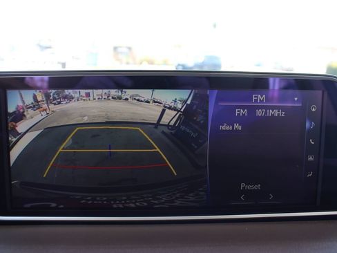 Used 2018 Lexus RX 350L FWD image 13