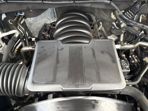 Used 2024 Chevrolet Silverado 3500 LTZ w/ LTZ Convenience Package image 31