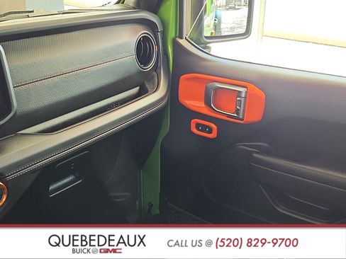 Used 2025 Jeep Gladiator Mojave w/ Steel Bumper Group AWD/4WD image 25