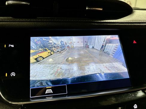 Used 2022 Cadillac XT5 Sportv image 4