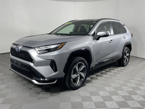 Certified 2024 Toyota RAV4 SE AWD/4WD image 2