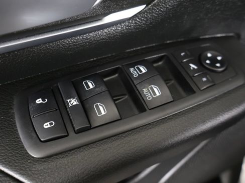 Used 2019 RAM 1500 Big Horn AWD/4WD image 34