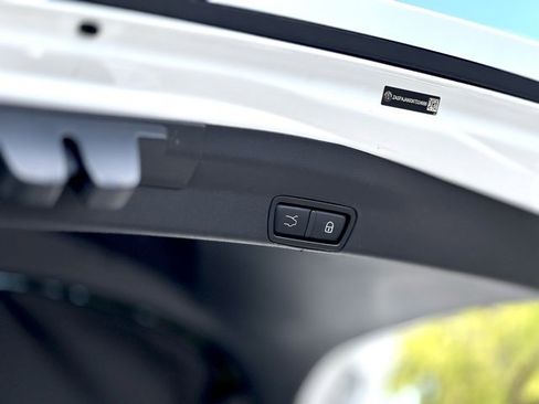 Used 2022 Alfa Romeo Stelvio Sprint image 48