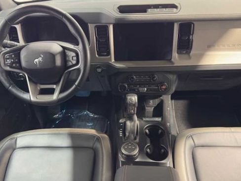 Used 2025 Ford Bronco Outer Banks AWD/4WD image 19