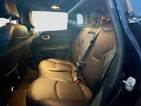 Used 2023 Jeep Compass Limited image 20