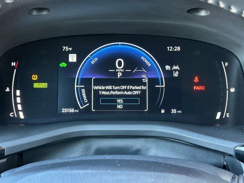 Used 2025 Toyota Camry SE image 24