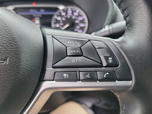 Used 2022 Nissan Sentra SV image 6