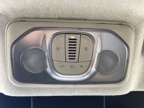 Used 2023 RAM ProMaster 2500 image 17