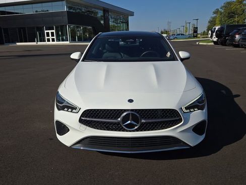 Used 2025 Mercedes-Benz CLA 250 4MATIC image 9