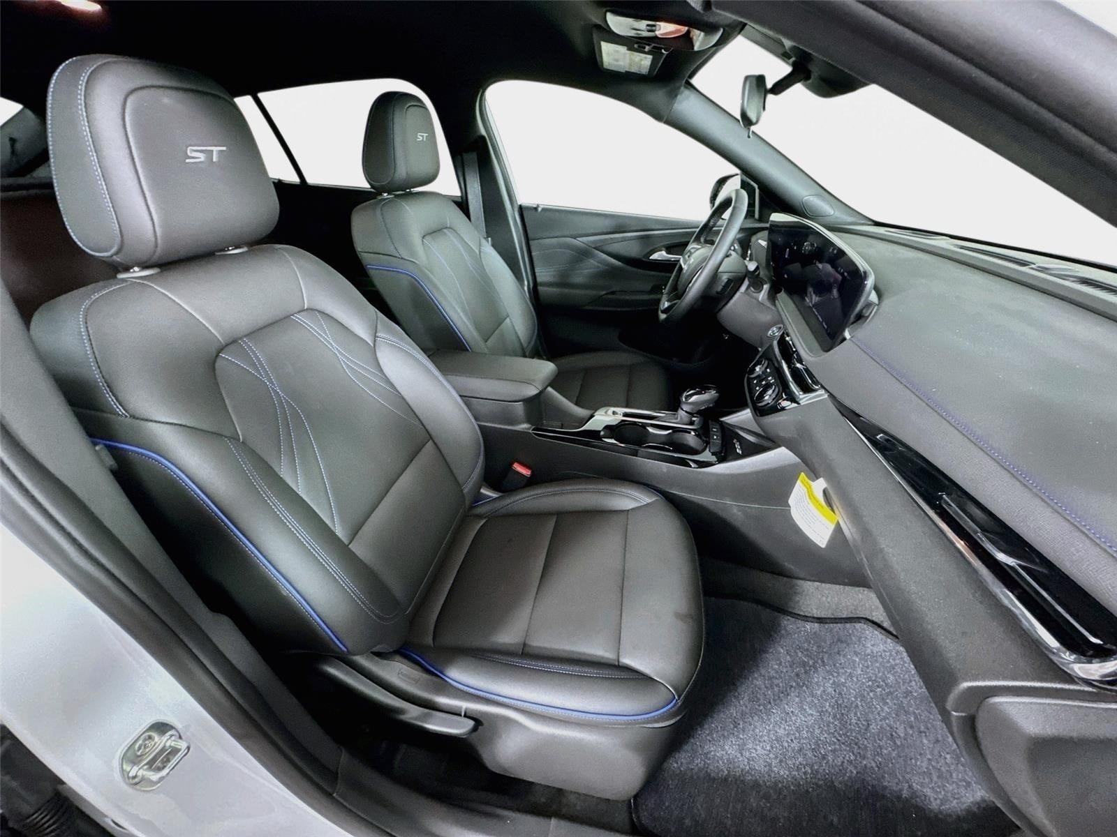 New 2026 Buick Envista Sport Touring w/ Convenience I Package FWD image 26