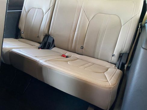 Used 2024 Ford Expedition Limited AWD/4WD image 45