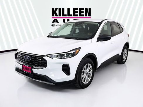 Used 2024 Ford Escape Active image 3