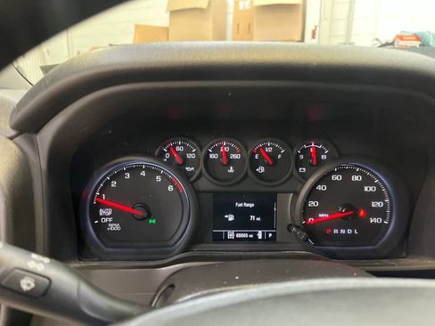 Used 2022 Chevrolet Silverado 1500 Custom AWD/4WD image 15