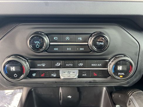 Used 2024 Ford Bronco Raptor w/ Interior Carbon Fiber Pack 6 AWD/4WD image 37
