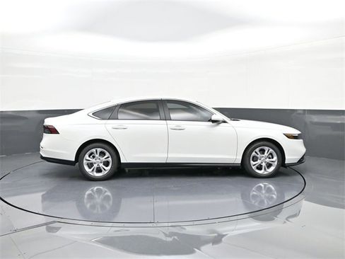 New 2025 Honda Accord LX image 20