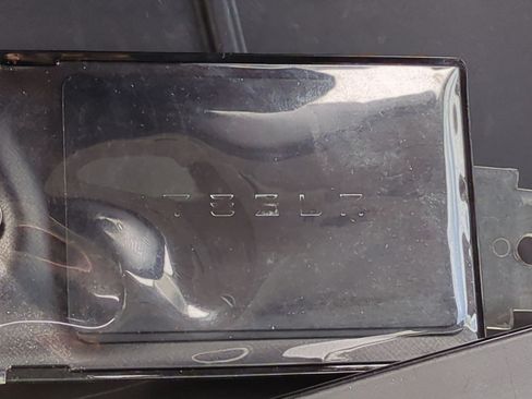 Used 2021 Tesla Model Y 2WD image 36