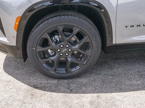 New 2026 Chevrolet Traverse RS image 5